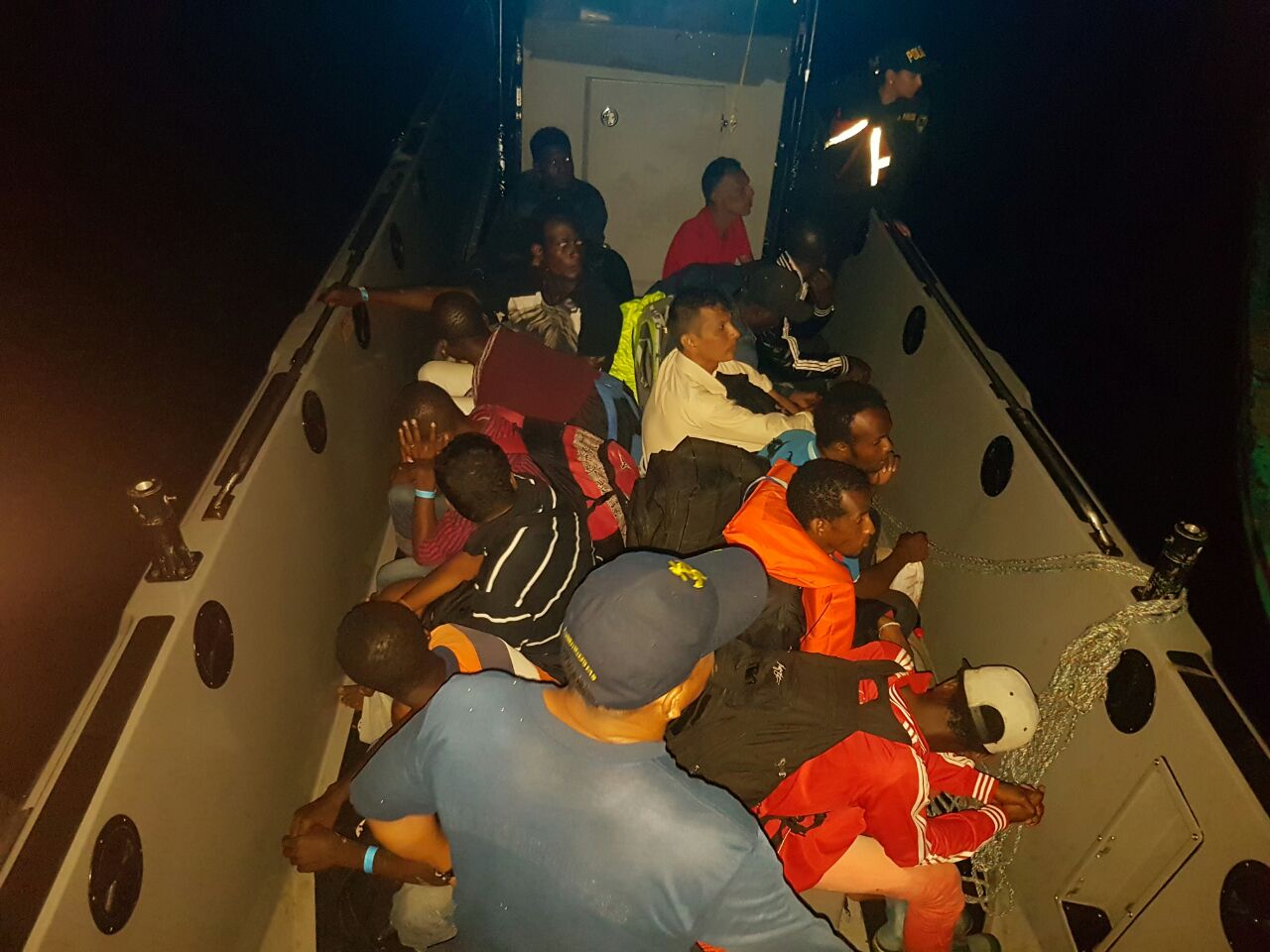 Migración trata de identificar a extranjeros que naufragaron en Guanacaste
