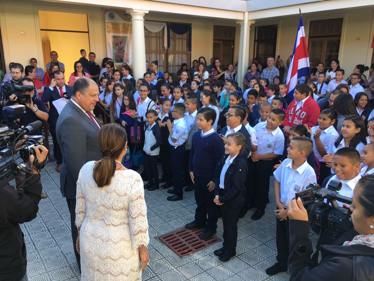 Ministra de Educación: “Estos mensajes pueden llevar al conflicto”