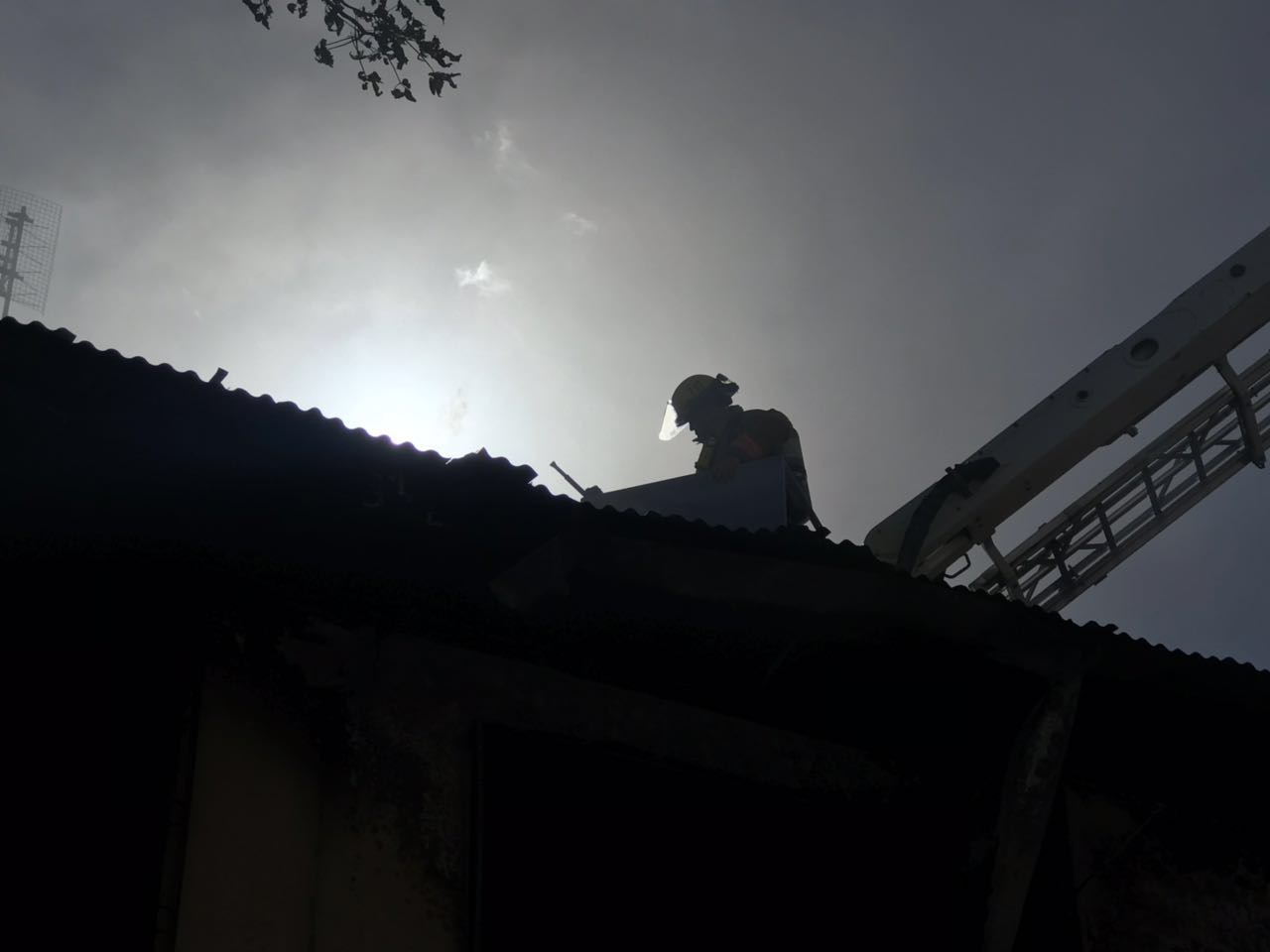 Incendio en San José deja un herido  