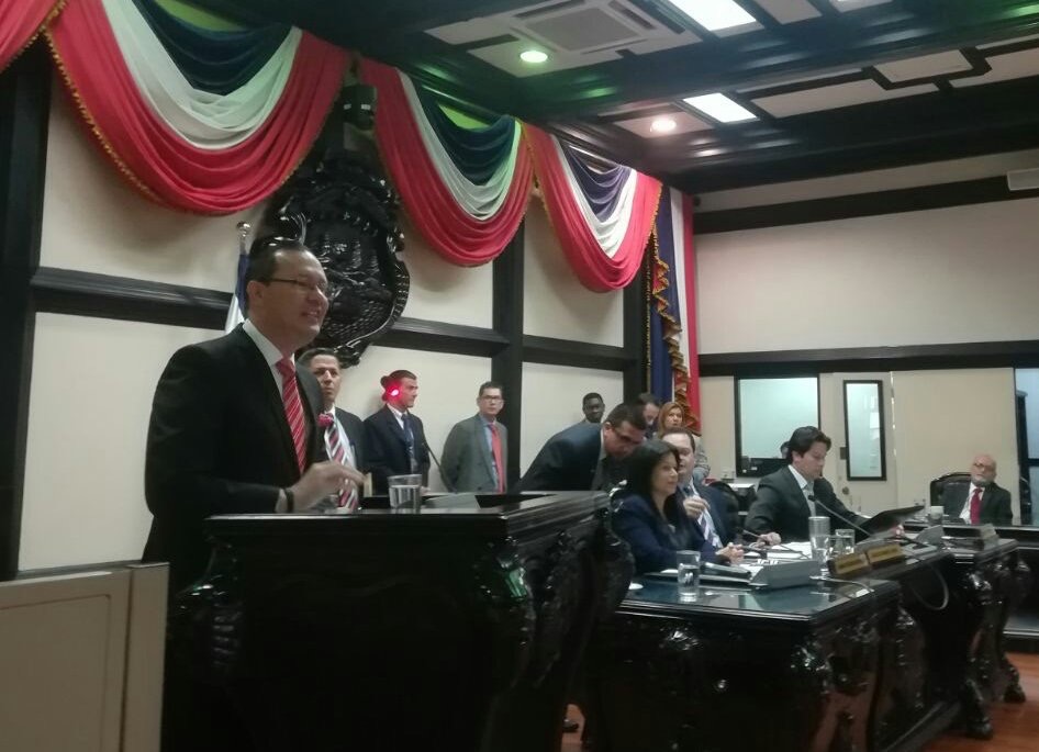 (+VIDEO) Sin acuerdo queda inmunidad sobre Celso Gamboa