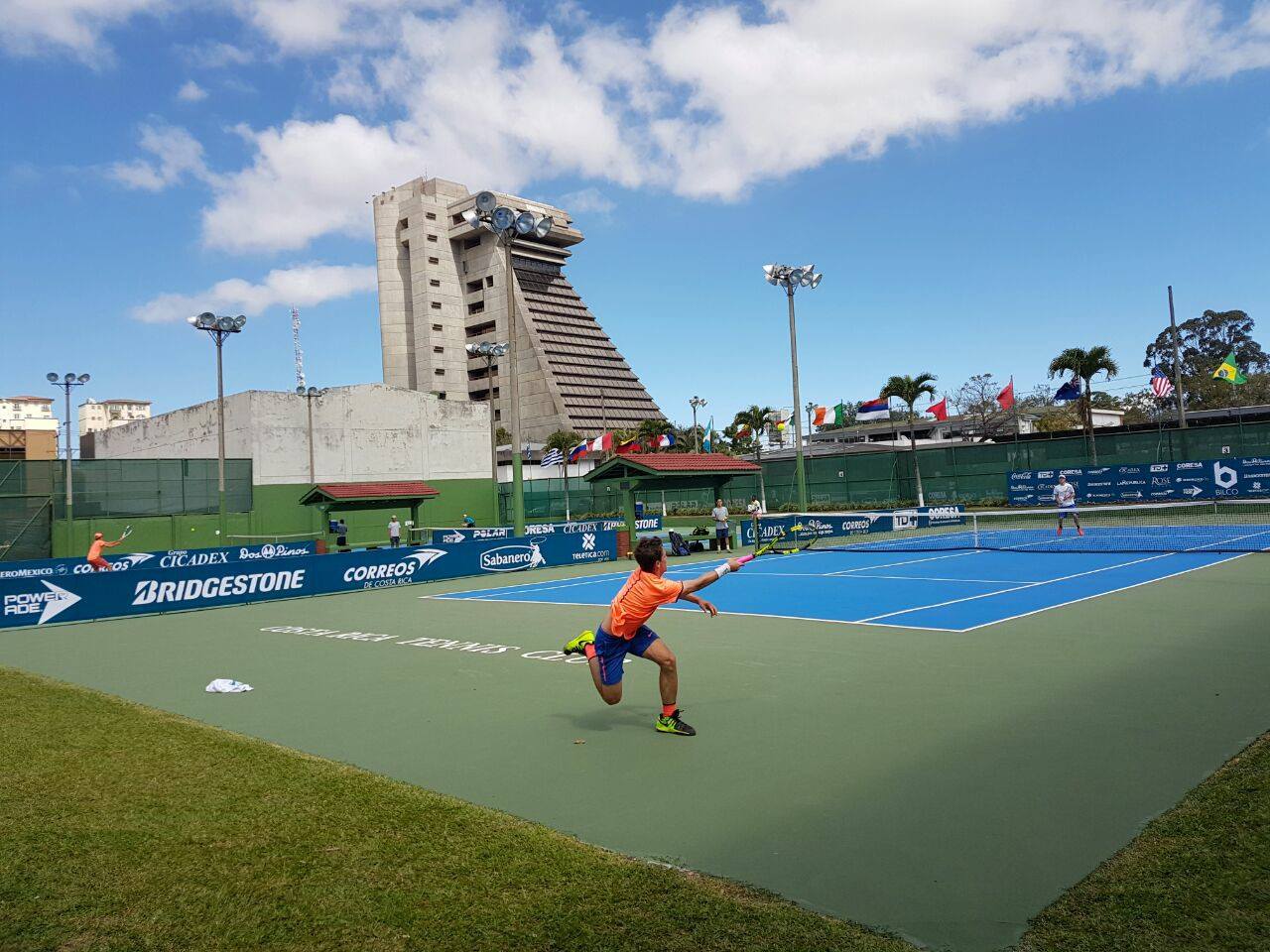 Foto: Facebook Costa Rica Bowl