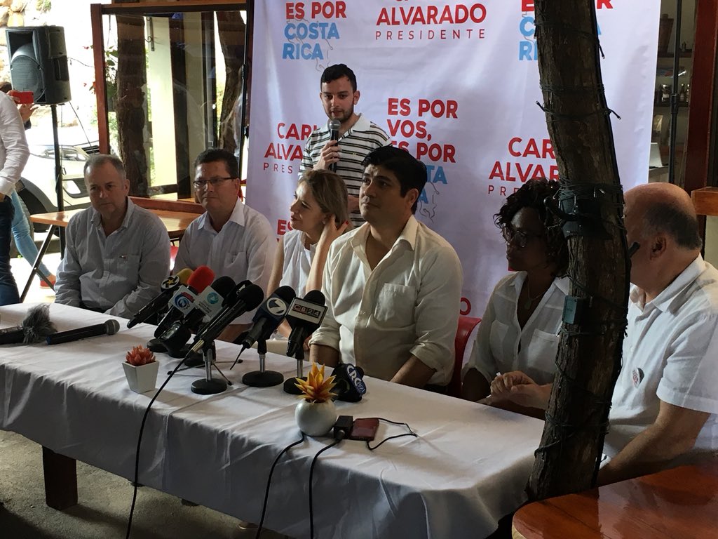 Carlos Alvarado ve “muy positivo” proceso electoral