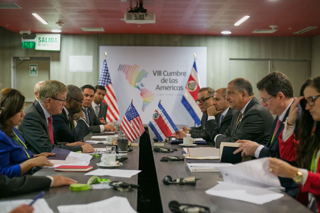 Solís y nueve Congresistas de EE.UU se reunen para reforzar temas de seguridad