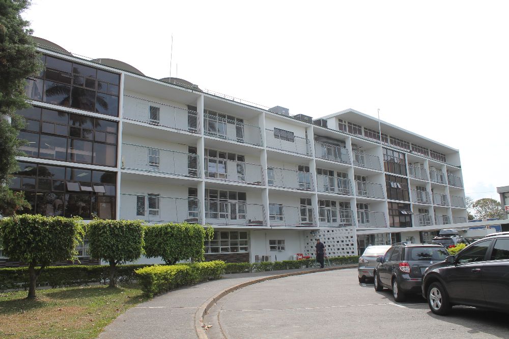 (+VIDEO) Bebé de siete meses cae de balcón en Alajuela