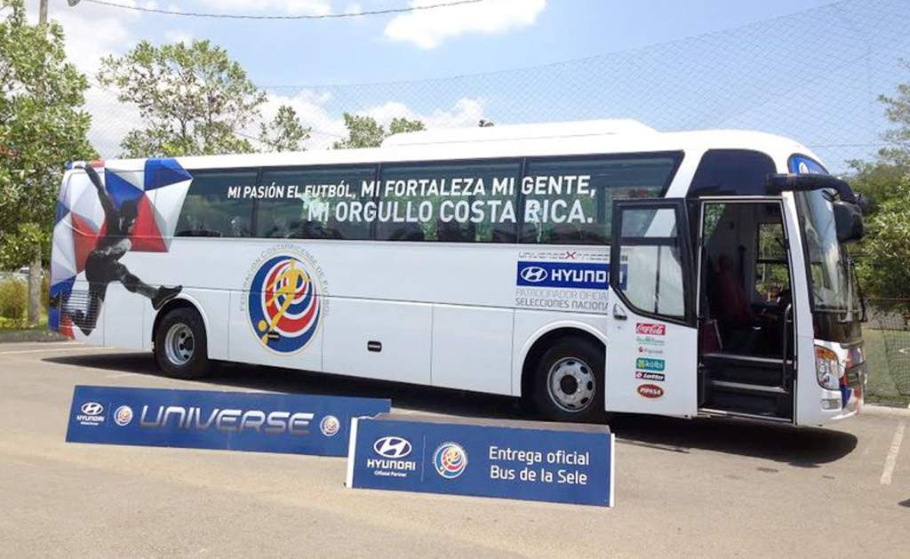 Ya inició la votación para la frase del bus de la Tricolor

 