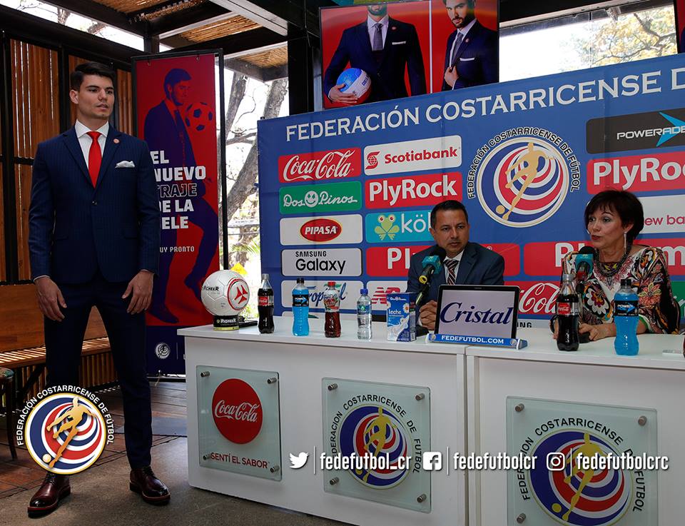 (+GALERÍA) Federación Costarricense presentó traje para Rusia 2018 