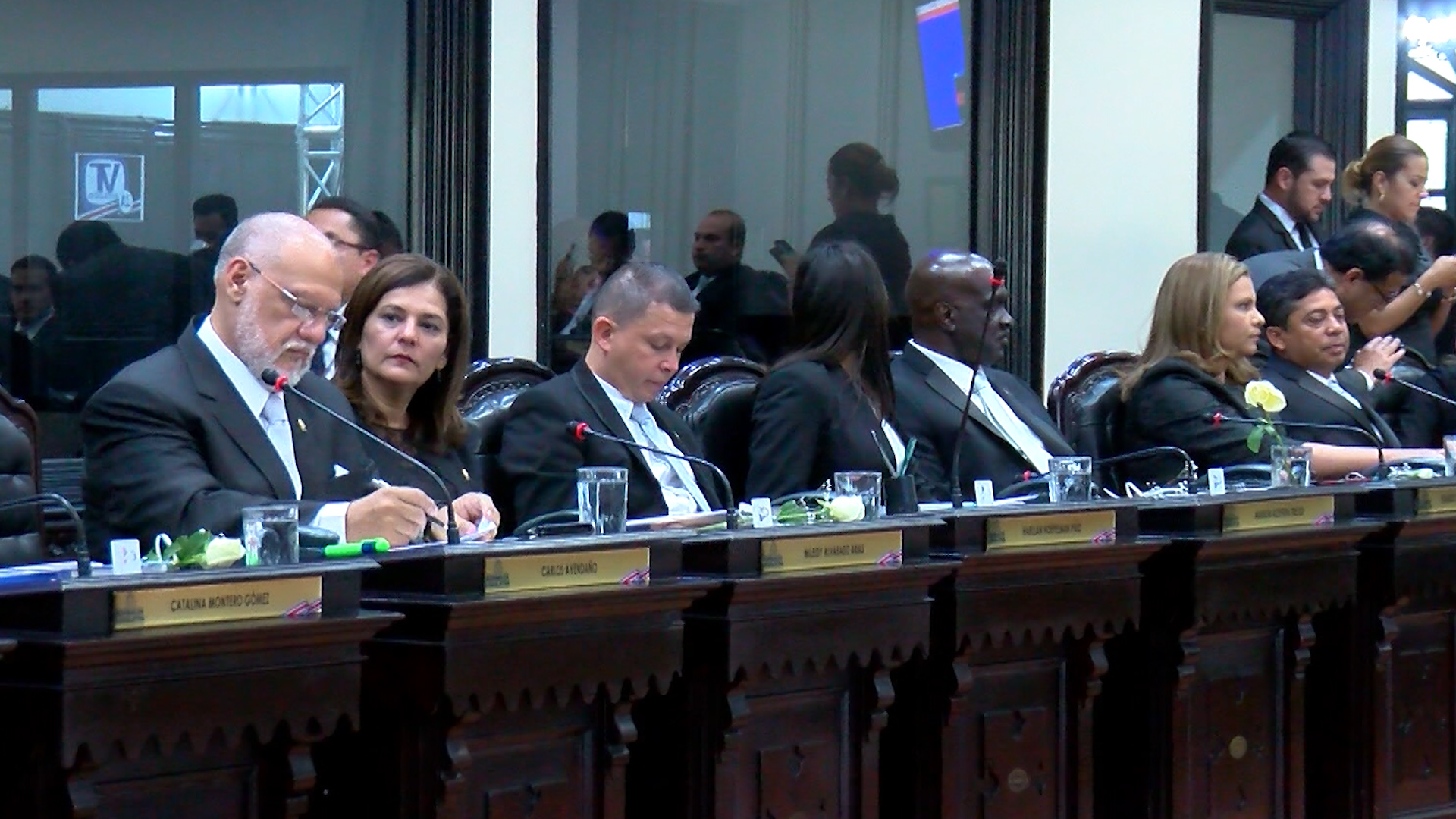 Restauración Nacional rechaza decisión del TSE sobre cambio de nombre