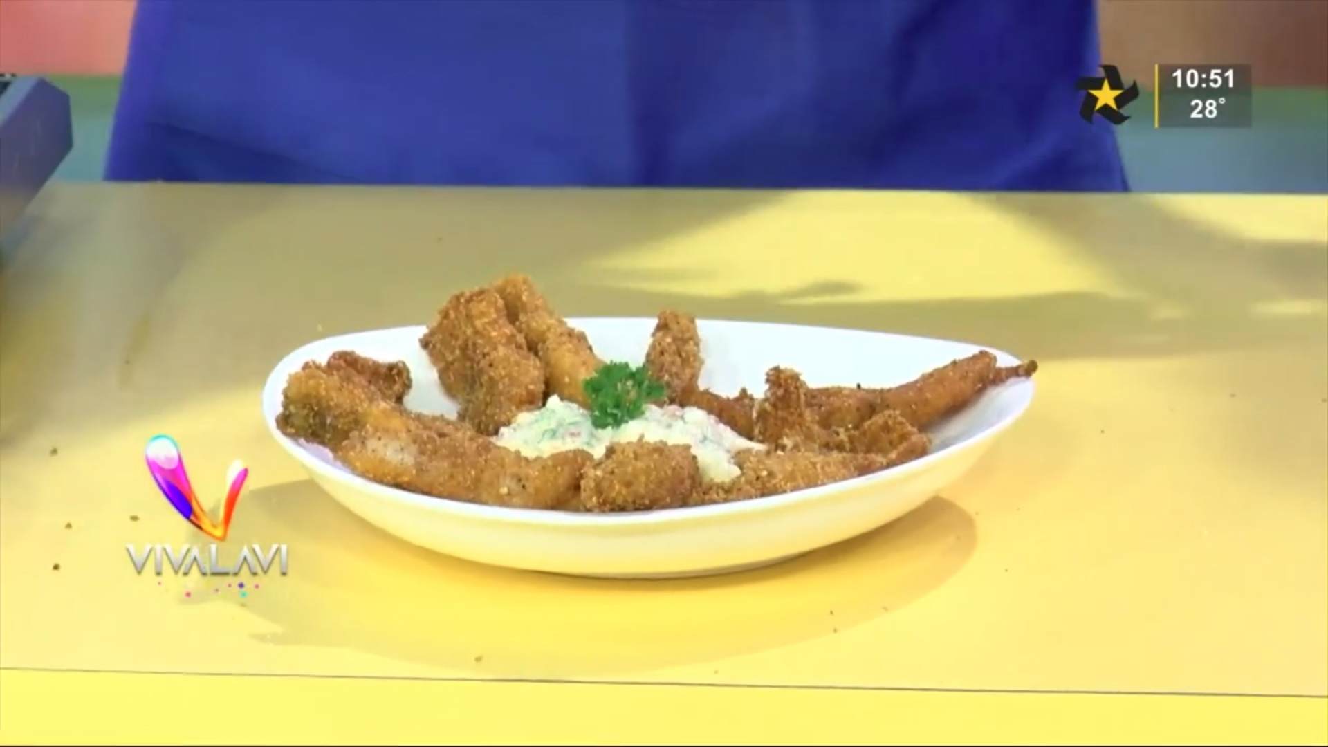 (+VIDEO) Deléitese con espectacular pescado acompañado con salsa tártara