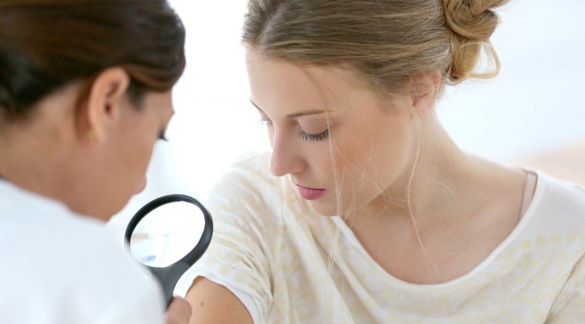 CCSS establece el primer centro virtual para atención dermatológica