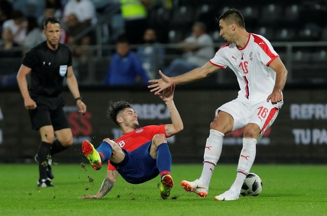 Chile vence 1-0 a una Serbia que deja muchas dudas de cara al Mundial
 