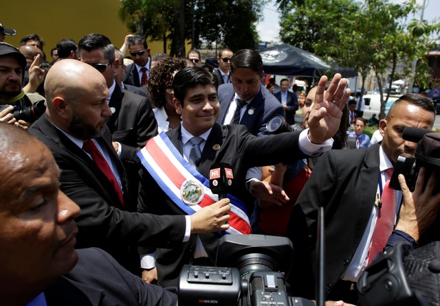 Reunión de Carlos Alvarado y expresidentes tiene fecha