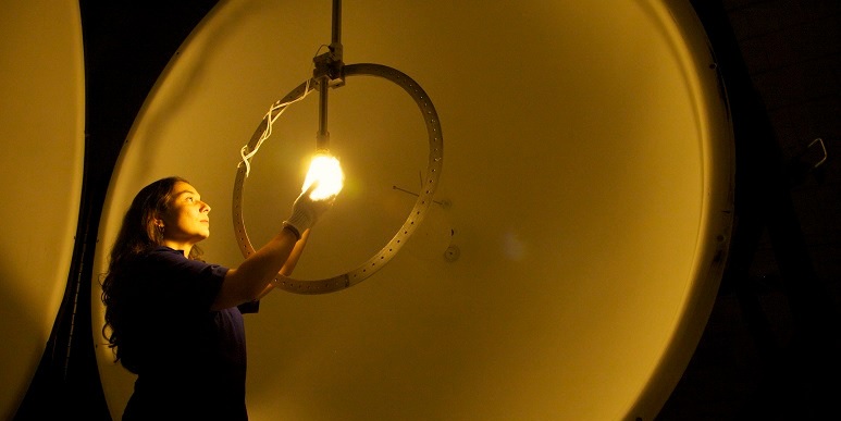 Gobierno recibirá $500 millones para proyectos eléctricos 