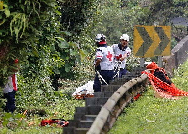 Cuerpo sin vida fue encontrado en carretera Braulio Carrillo