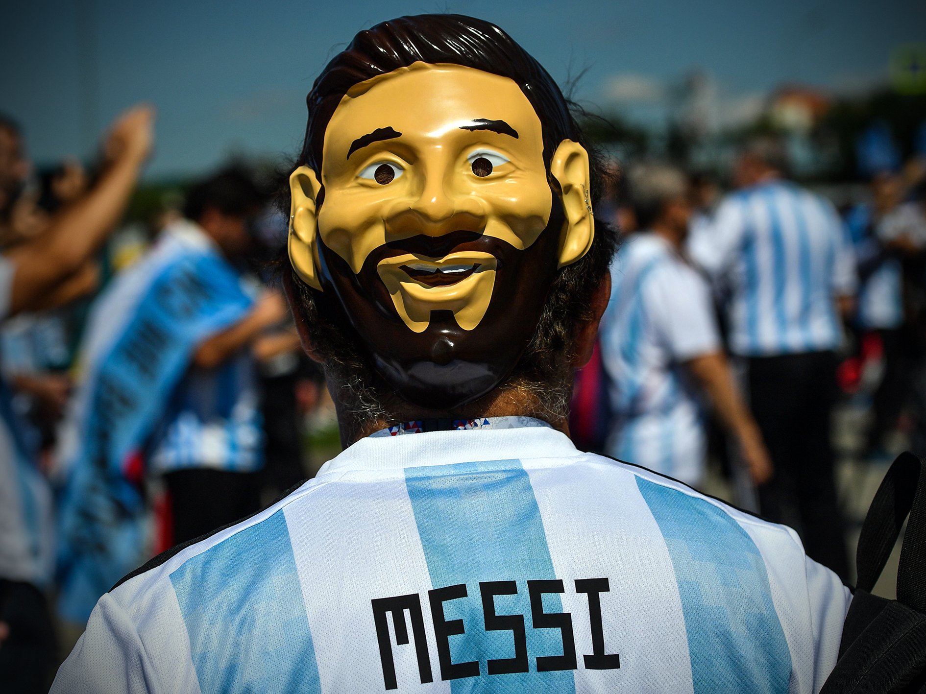 (+FOTOS) Los argentinos apuestan a todo, su 'Messias' los hará pasar  