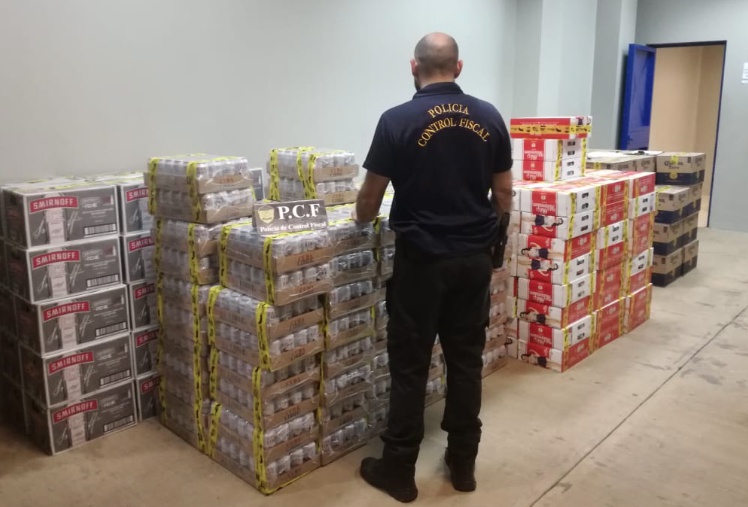Policía de Control Fiscal incauta más de 500 mil bebidas alcohólicas por no pagar impuestos 