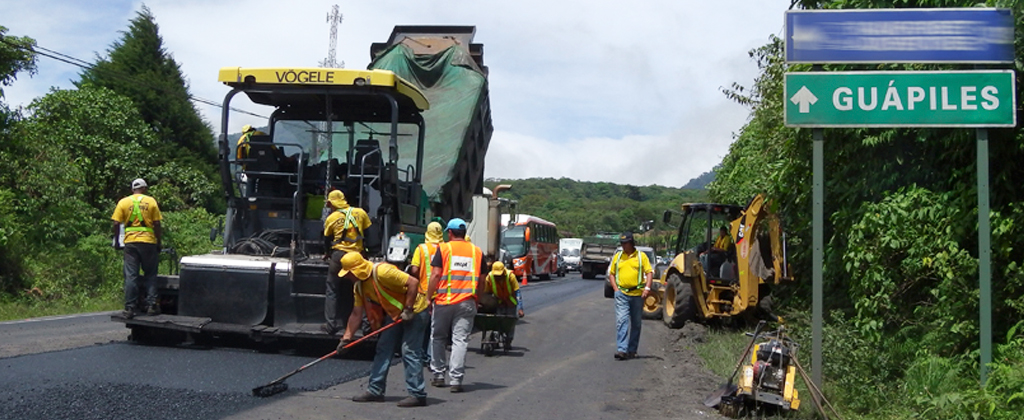 Analizan crear vía alterna al Zurquí 