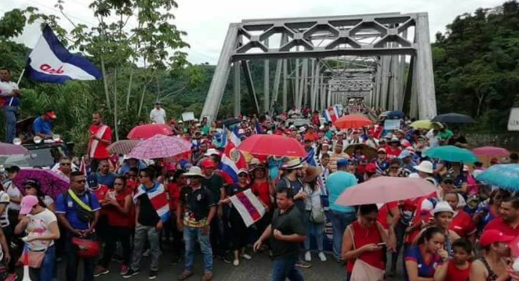 Confirman bloqueos y manifestaciones por huelguistas 