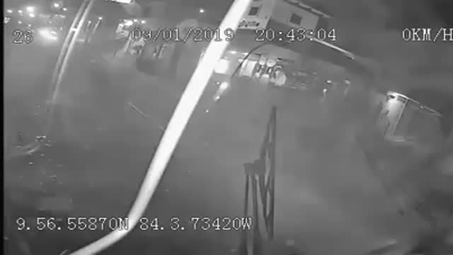 a9eeaafe-cb7b-4466-a63a-8ebccdd1f201_Colisin.mp4