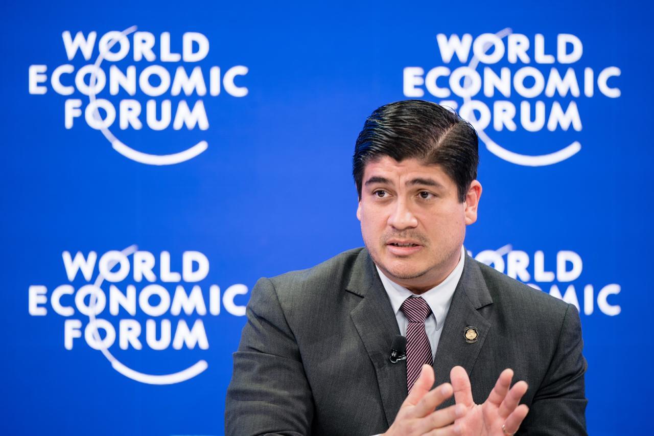 Alvarado llama a no ser “indiferentes” en materia de derechos humanos