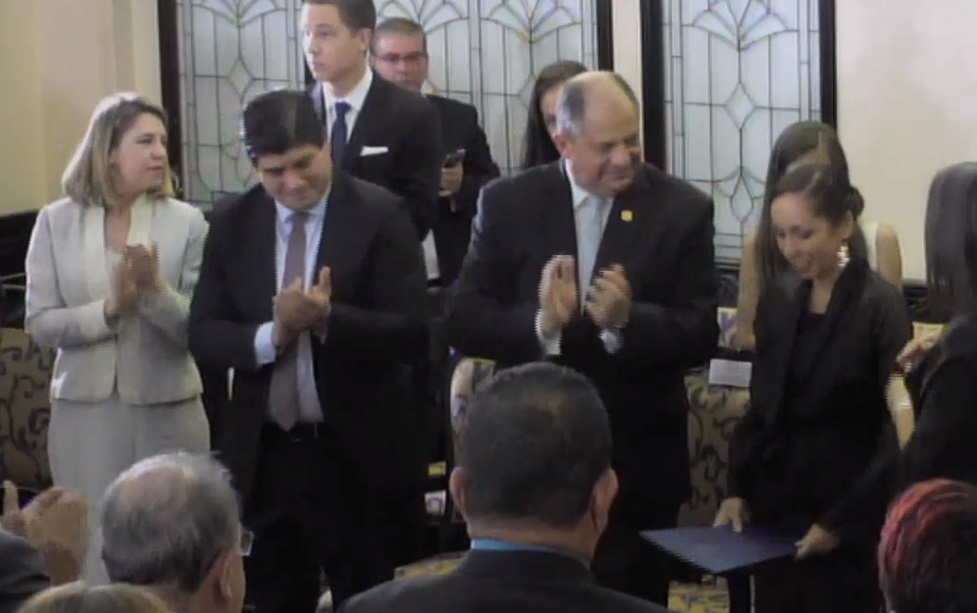 (+EN VIVO) Develación del retrato del expresidente Solís