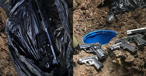 (+FOTOS) Alajuelita: Encuentran bolsa con armas de alto calibre en lote baldío