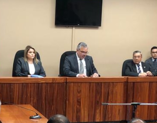 Sujeto que atropelló a ciclistas queda libre con tobillera electrónica