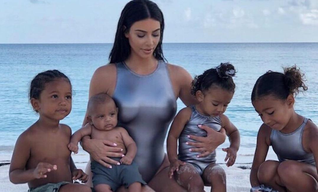 Kim Kardashian bautiza a sus hijos en Armenia