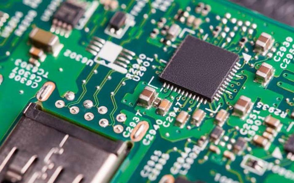 EE.UU. considera incluir al fabricante de chips chino SMIC a la lista negra