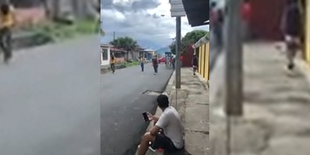 Vecinos de Cañas salen de sus casas por el olor a gas lacrimógeno 