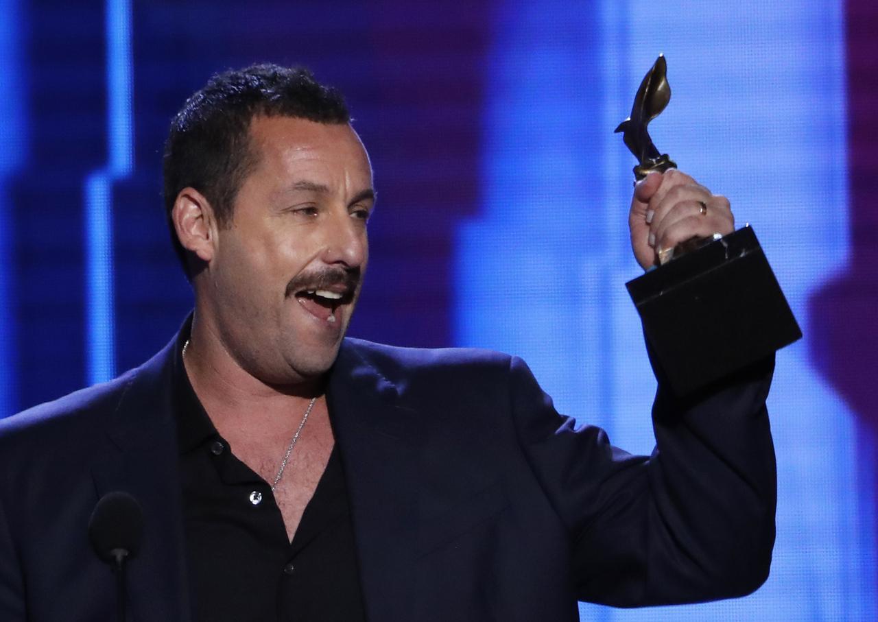 Adam Sandler está listo para enfrentar un nuevo reto en 