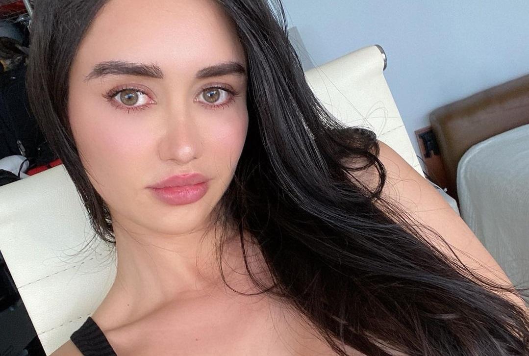 Se destacó que su muerte ocurrió el 7 de diciembre, cuando realizó su última publicación. | Instagram @JoselynCano