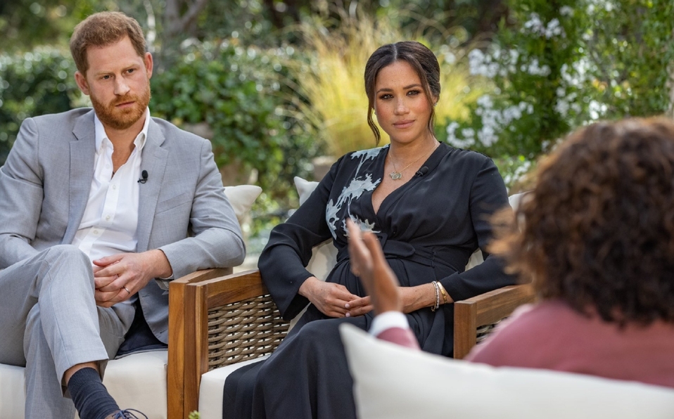 Oprah Winfrey aclara que Isabel II no fue racista con hijo de Meghan Markle

 