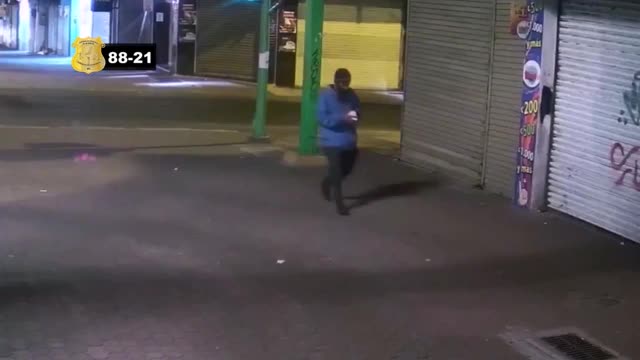 e36074ea-8a5a-490e-a5e4-860f08d08f51_SospechosodeasaltoenlaAvenidaCentralenSanJos.mp4