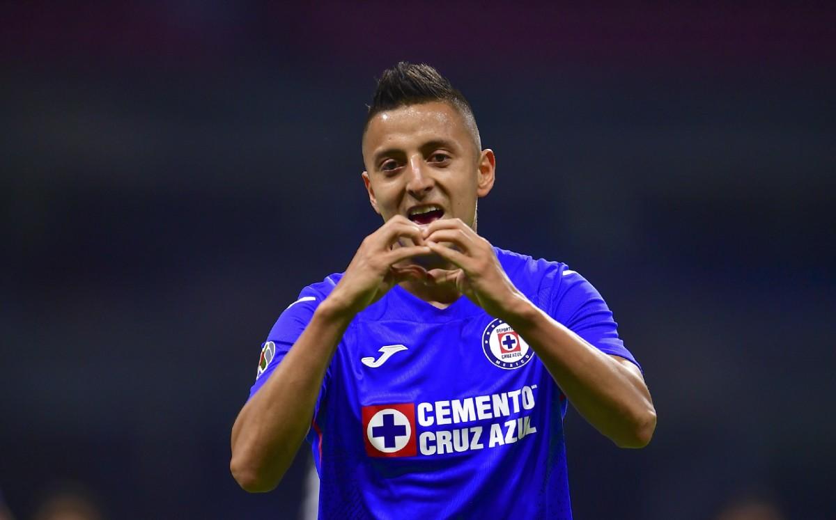 Roberto Alvarado no irá a Europa hasta ser campeón con Cruz Azul