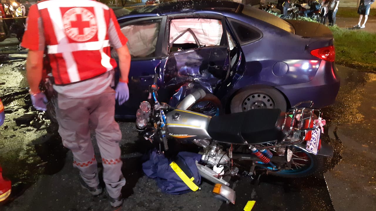 Identifican a víctimas de choque triple en Circunvalación