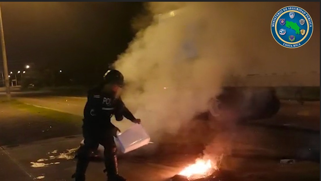 Detenidos y oficiales heridos deja enfrentamientos en Puntarenas 