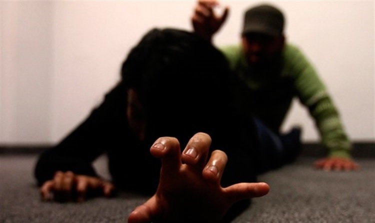 Violador de Pococí enamoraba a sus víctimas por Facebook  