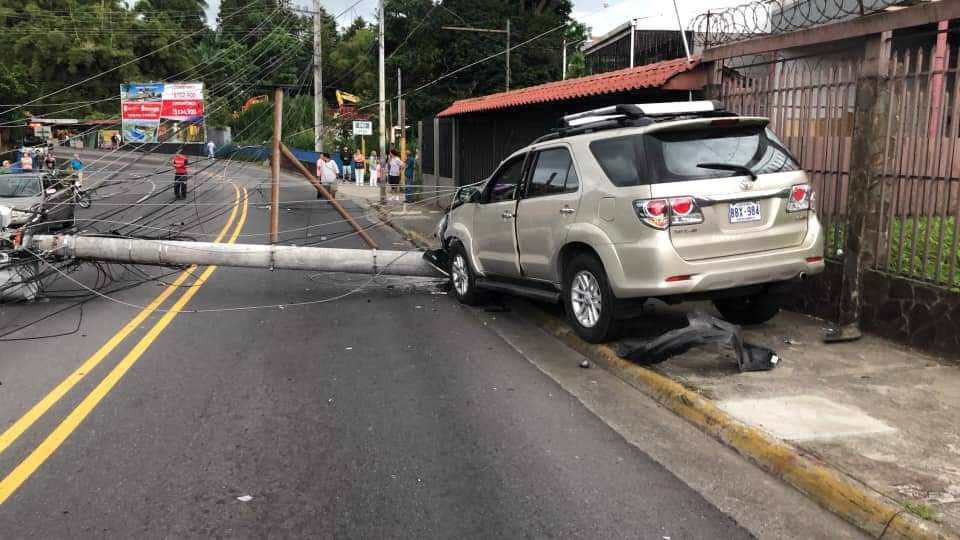 En total se valoran dos personas (un hombre y una mujer, ambos adultos)