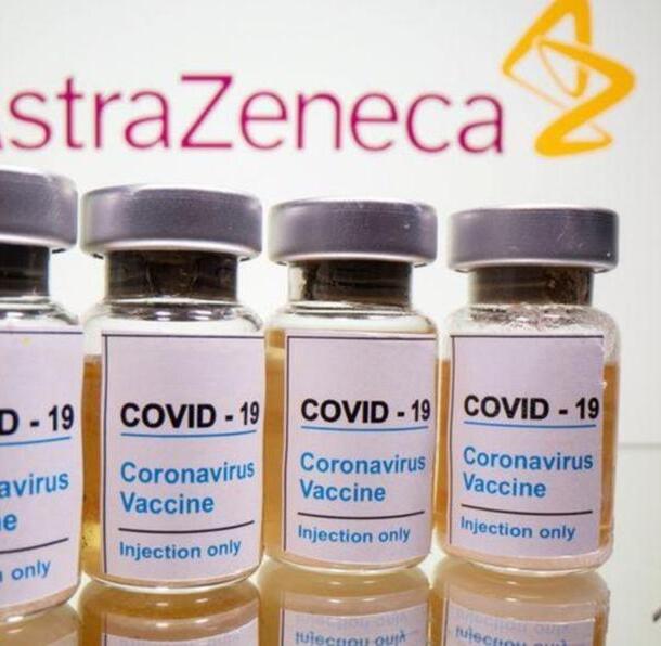Se trata de un hombre de 94 años tras ser vacunado con la dosis AstraZeneca en el Estado de México. Se trata de un hombre de 94 años tras ser vacunado con la dosis AstraZeneca en el Estado de México.