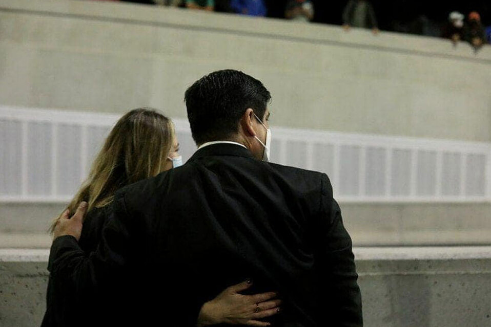Presidente Carlos Alvarado y su esposa Claudia Dobles se vacunan contra covid-19.