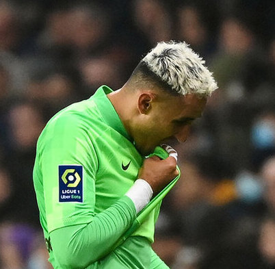 Keylor Navas expulsado y Messi marca su primer gol con el PSG Keylor Navas expulsado y Messi marca su primer gol con el PSG