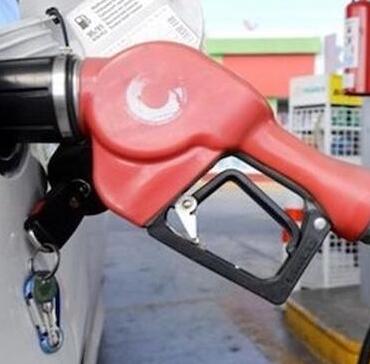 En el caso de la gasolina Premium el impuesto pasará de 4.18 pesos a 4.3192 pesos por litro. En el caso de la gasolina Premium el impuesto pasará de 4.18 pesos a 4.3192 pesos por litro.