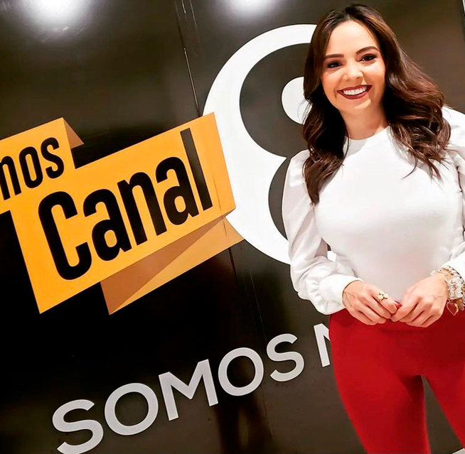 Janeth García es nueva presentadora de La Revista Janeth García es nueva presentadora de La Revista