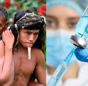 Joven indígena carga a su padre para ser vacunado. Imagen: Erik Jennings y SICA.com Joven indígena carga a su padre para ser vacunado. Imagen: Erik Jennings y SICA.com