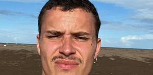 El actor quedo maravillado con su visita a Costa Rica . (Foto: Instagram @aron.piper) El actor quedo maravillado con su visita a Costa Rica . (Foto: Instagram @aron.piper)