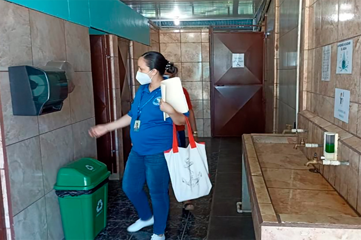 Reportan aglomeraciones en centros de votación en Costa Rica; hay 7 denuncias