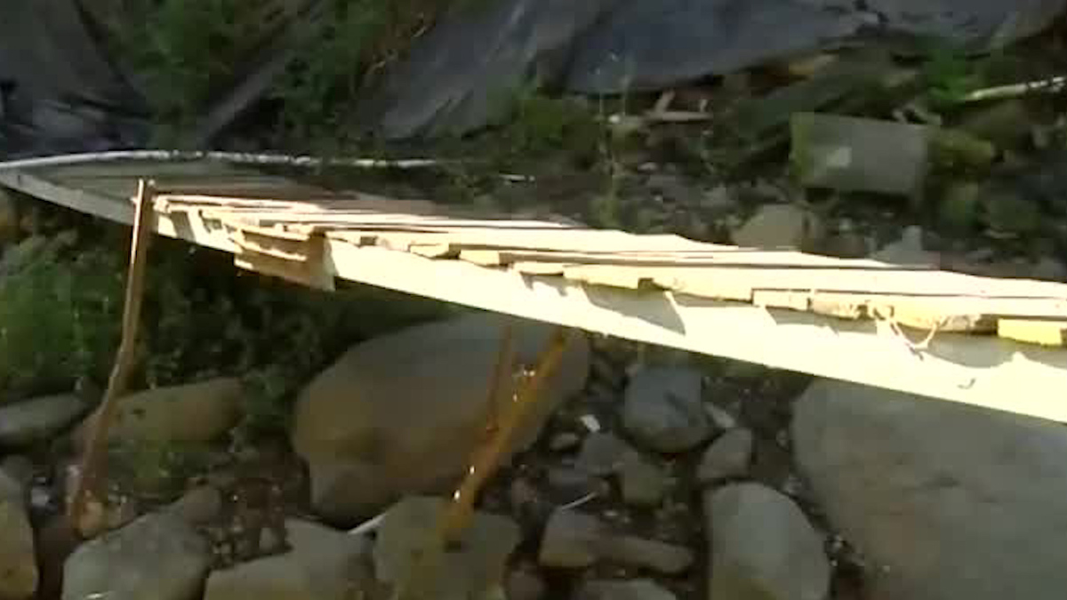 Puente en mal estado es una pesadilla para vecinos de Aserrí ...