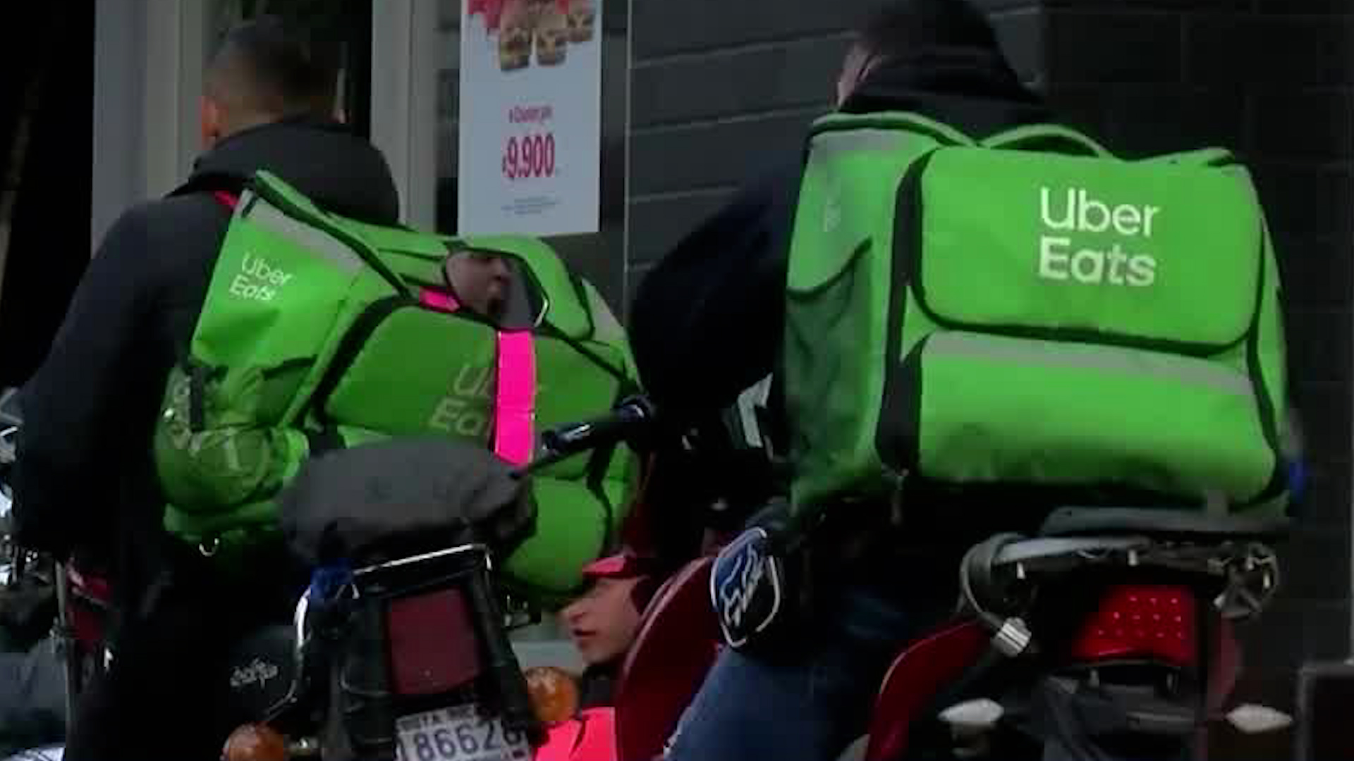 Repartidores brindan servicio lleno de peligros Repartidores brindan servicio lleno de peligros