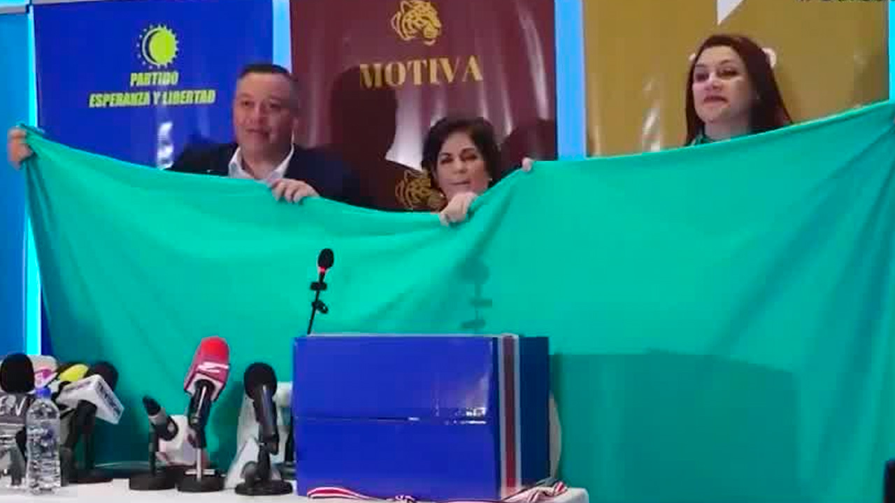 ¿Cuánto cobran partidos a los precandidatos presidenciales?