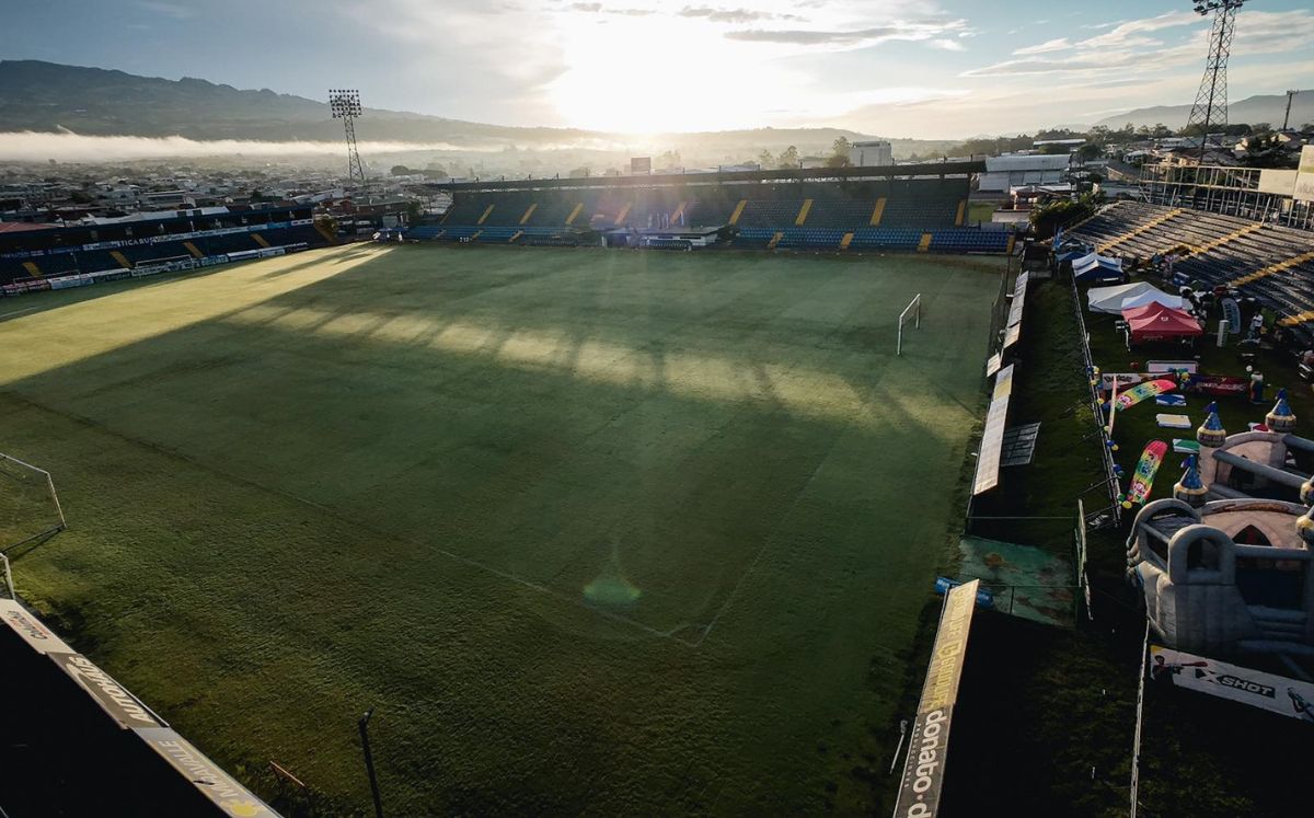 El objetivo de verificar condiciones de los estadios. (Club Sport Cartaginés)